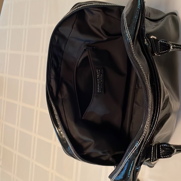 Vintage black patent leather rarely used purse with white stitching 14x8x3.5 - Picture 4 of 5